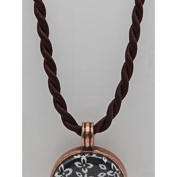 Magnabilities Black White Floral Magnetic Pendant 18" Brown Rope Necklace - Picture 3 of 5